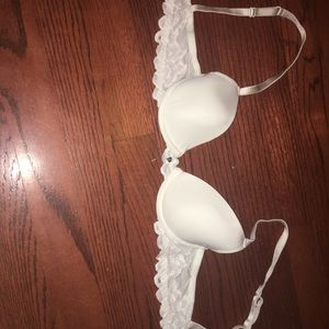 So 32A White Bra